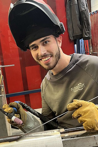 So verläuft die Ausbildung zum Metallbauer bei Albrecht
